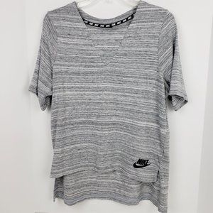 Nike EUC Super Soft Hi-Lo Gray & White Tee, M